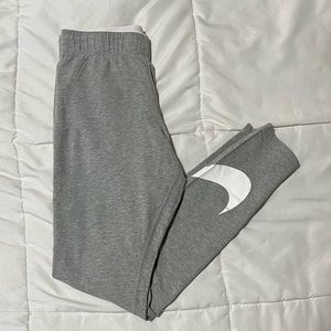 GREY NIKE LEGGINGS
